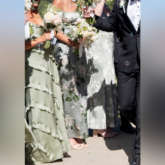 ShowMe Your Mumu Moss green ruffle dress.Got dry cleaned and is in fab condition - Picture 10 of 13